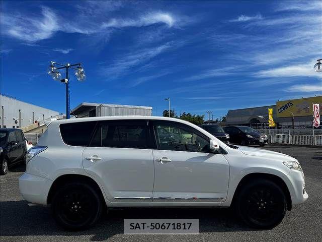 Toyota VANGUARD 2011-09 8369515-3