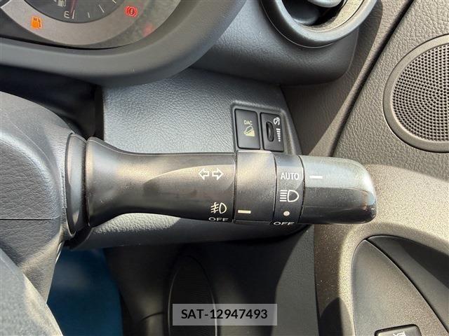 Toyota VANGUARD 2010-11 8527914-26