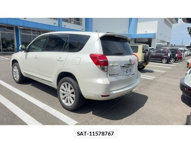 Toyota VANGUARD 2013-03 8629465-3