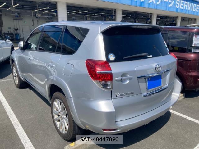 Toyota VANGUARD 2011-09 8667065-3