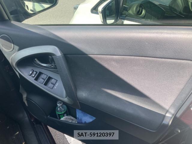 Toyota VANGUARD 2011-08 8667066-16