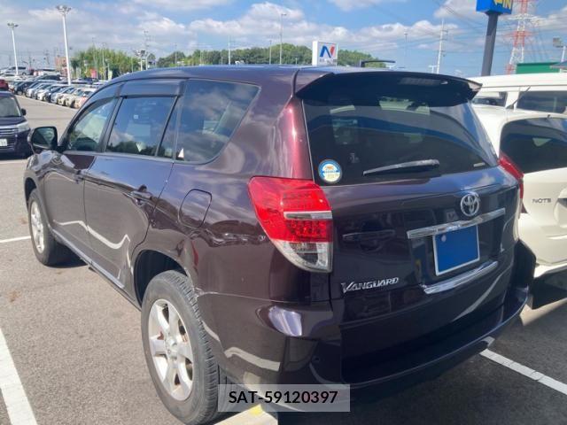 Toyota VANGUARD 2011-08 8667066-2