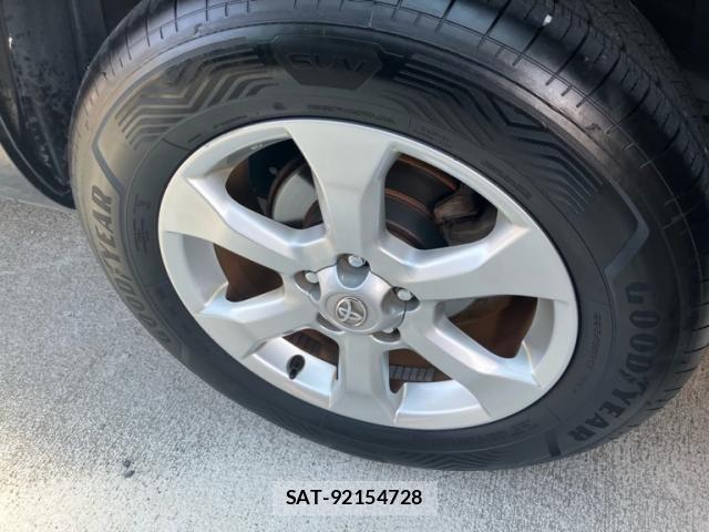 Toyota VANGUARD 2011-10 8686817-11