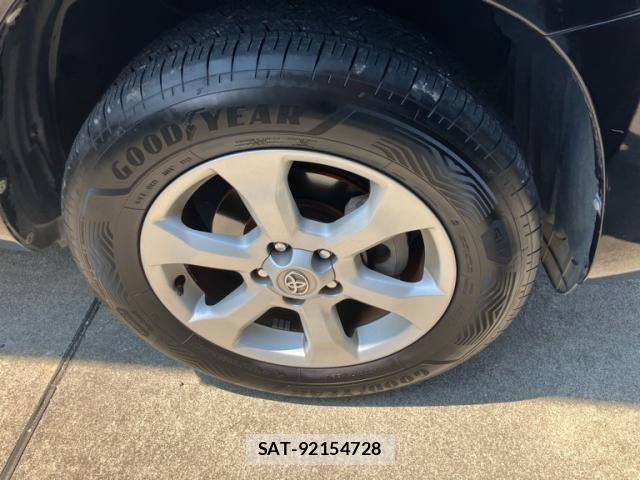 Toyota VANGUARD 2011-10 8686817-4