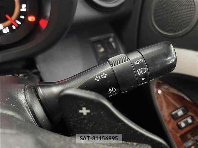 Toyota VANGUARD 2012-02 8832222-14