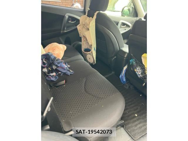 Toyota VANGUARD 2012-03 8832223-12