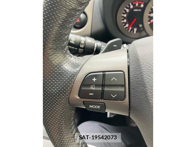 Toyota VANGUARD 2012-03 8832223-18