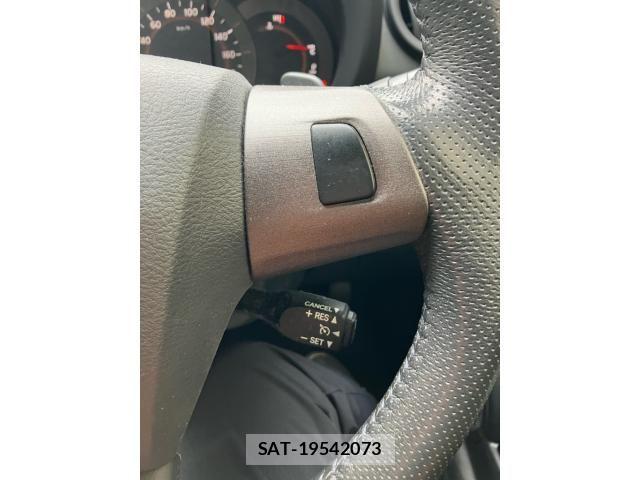 Toyota VANGUARD 2012-03 8832223-19