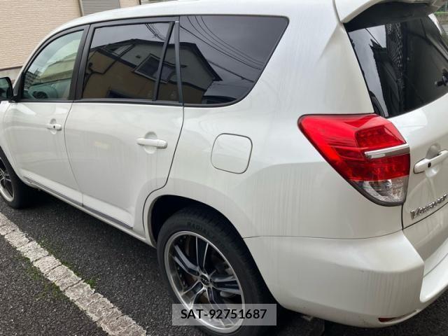 Toyota VANGUARD 2011-11 8832224-4