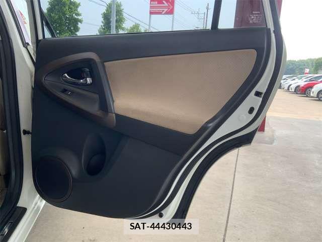 Toyota VANGUARD 2011-02 1247090-18