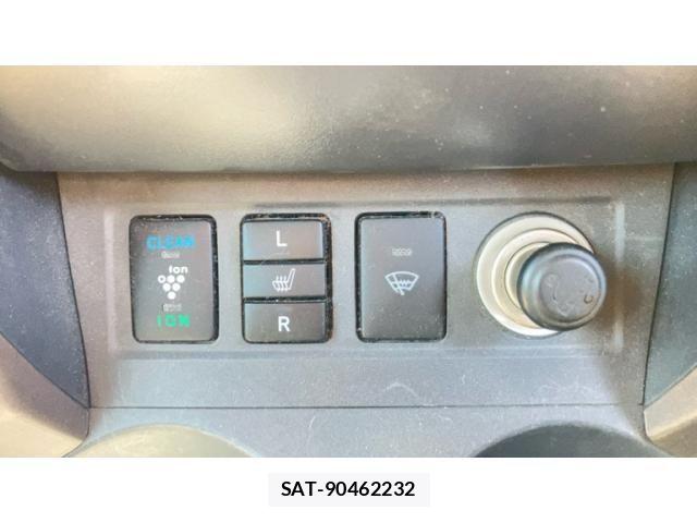 Toyota VANGUARD 2012-01 6998923-25