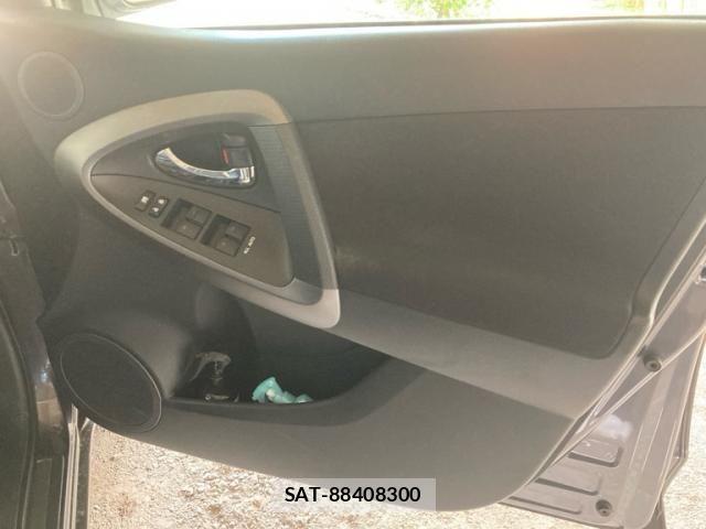 Toyota VANGUARD 2010-11 7273185-9