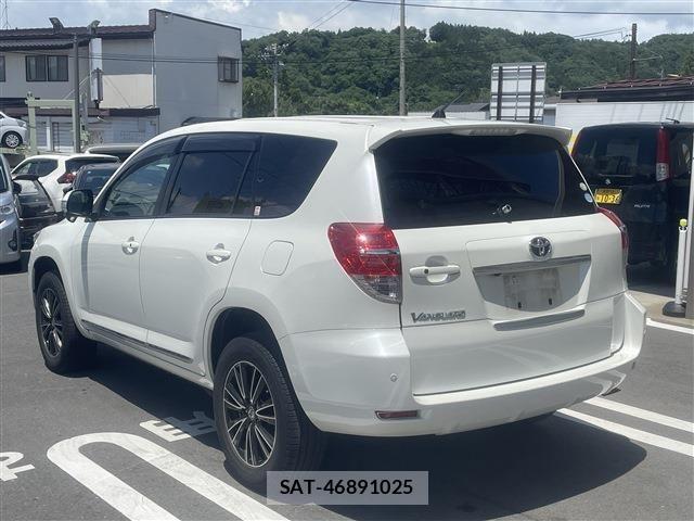 Toyota VANGUARD 2010-10 7330805-13