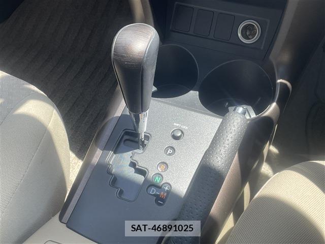 Toyota VANGUARD 2010-10 7330805-23