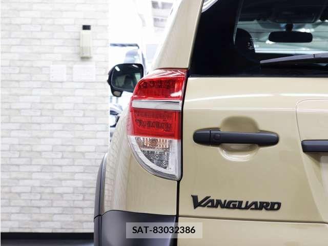 Toyota VANGUARD 2012-03 7880174-16