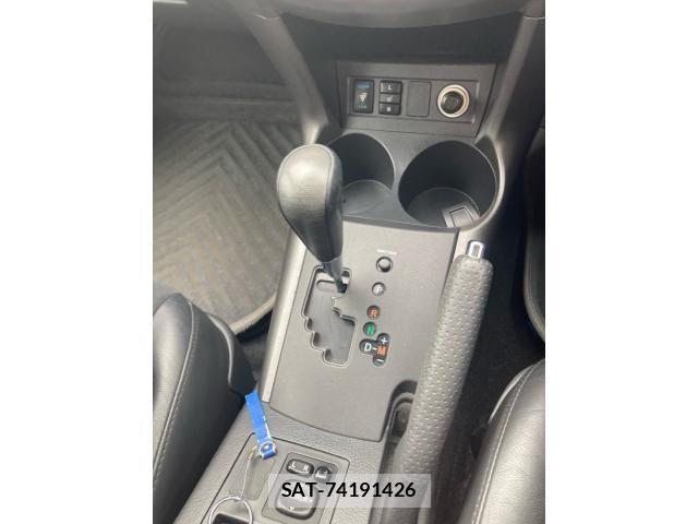 Toyota VANGUARD 2010-09 8232215-19
