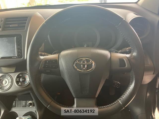 Toyota VANGUARD 2010-08 8338295-19