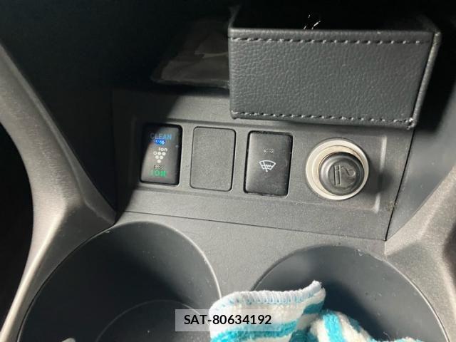 Toyota VANGUARD 2010-08 8338295-24