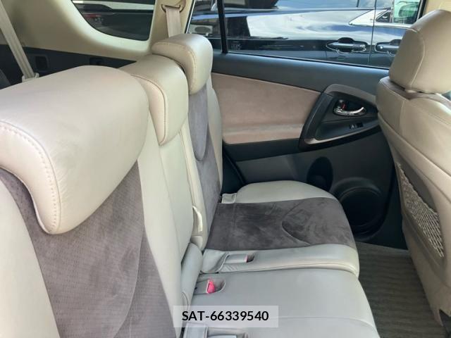 Toyota VANGUARD 2007-12 8415582-11