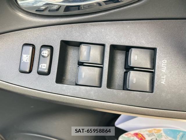 Toyota VANGUARD 2011-07 8563887-13