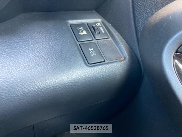 Toyota VANGUARD 2013-10 8629467-20