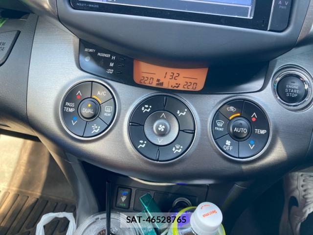 Toyota VANGUARD 2013-10 8629467-23