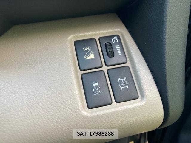 Toyota VANGUARD 2007-10 8746484-18