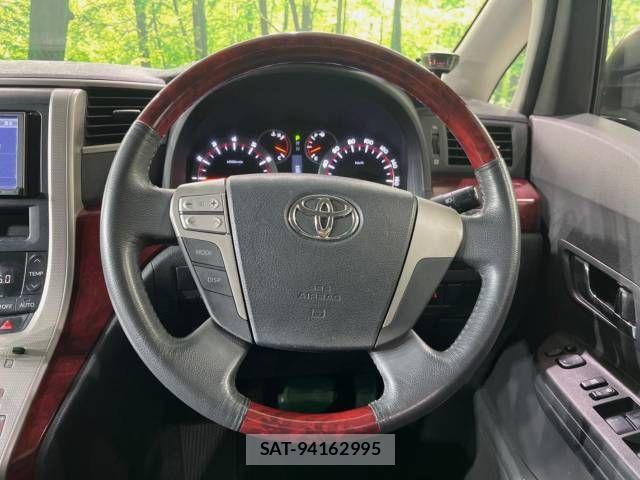 Toyota VELLFIRE 2008-11 530823-11