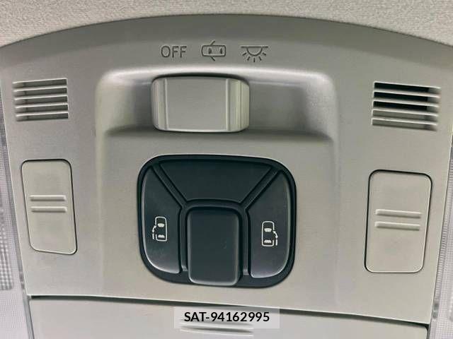 Toyota VELLFIRE 2008-11 530823-5