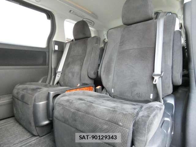 Toyota VELLFIRE 2009-10 745055-9