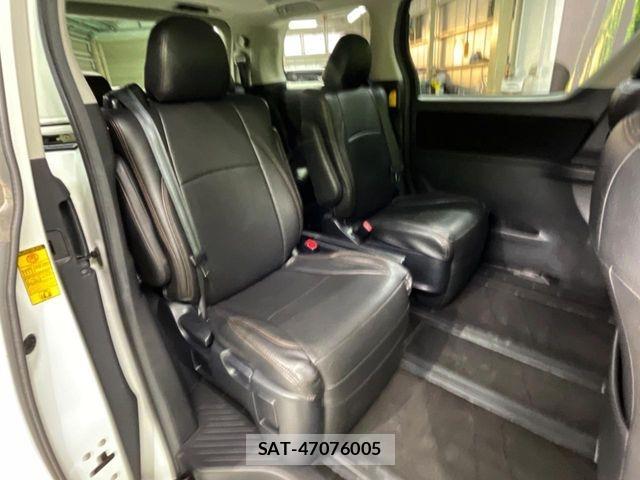 Toyota VELLFIRE 2012-09 1153348-15