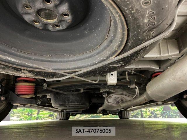 Toyota VELLFIRE 2012-09 1153348-17