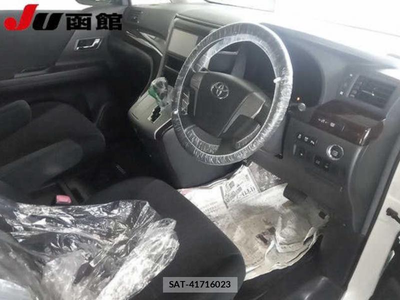 Toyota VELLFIRE 2013 1267183-4