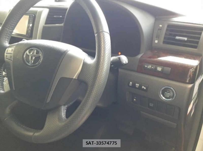 Toyota VELLFIRE 2012 1284676-7
