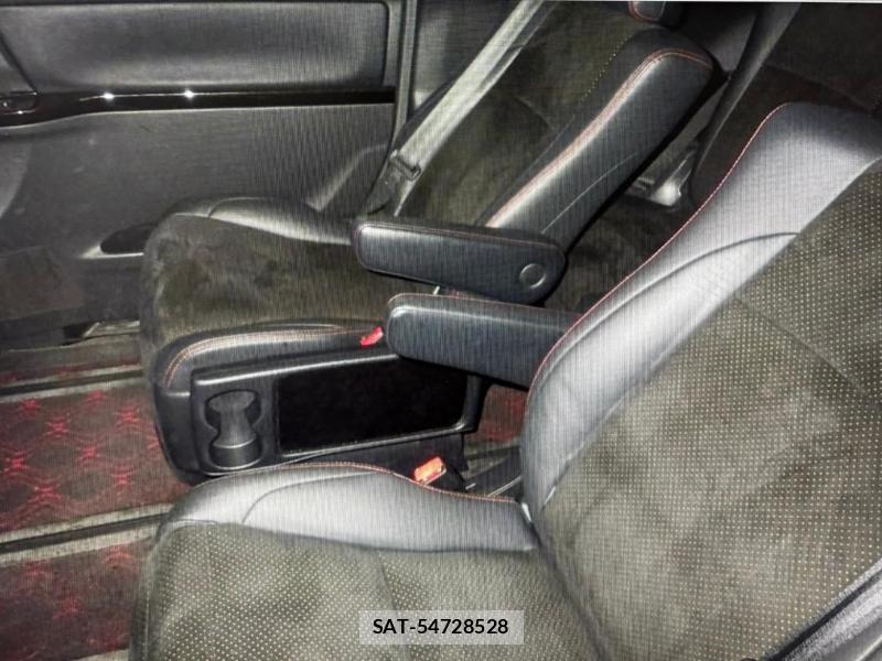 Toyota VELLFIRE 2013 1300342-5