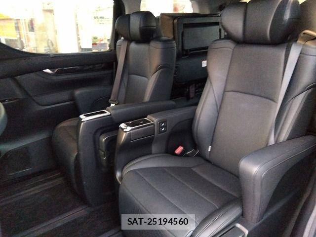 Toyota VELLFIRE 2019-09 1476259-12