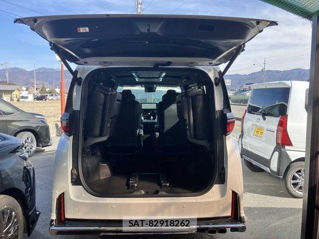 Toyota VELLFIRE 2025-03 3389813-4