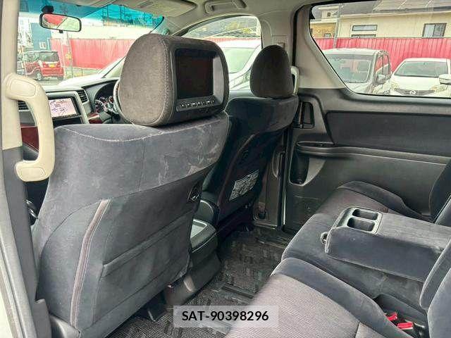Toyota VELLFIRE 2010-05 3389986-14