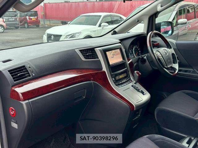 Toyota VELLFIRE 2010-05 3389986-24