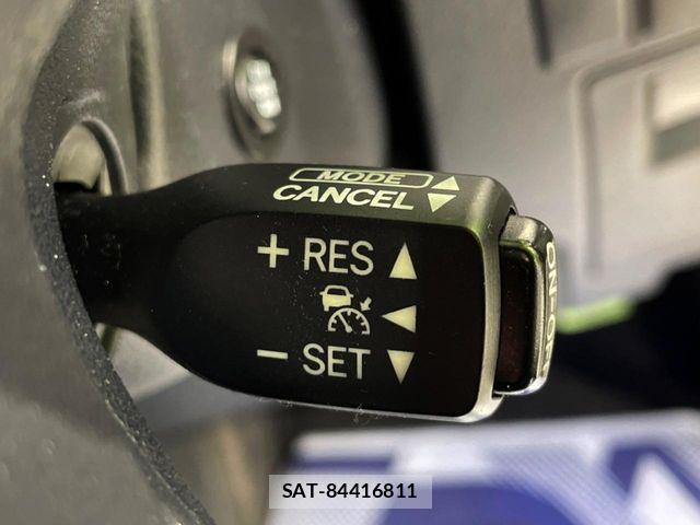 Toyota VELLFIRE 2015-03 3389893-4