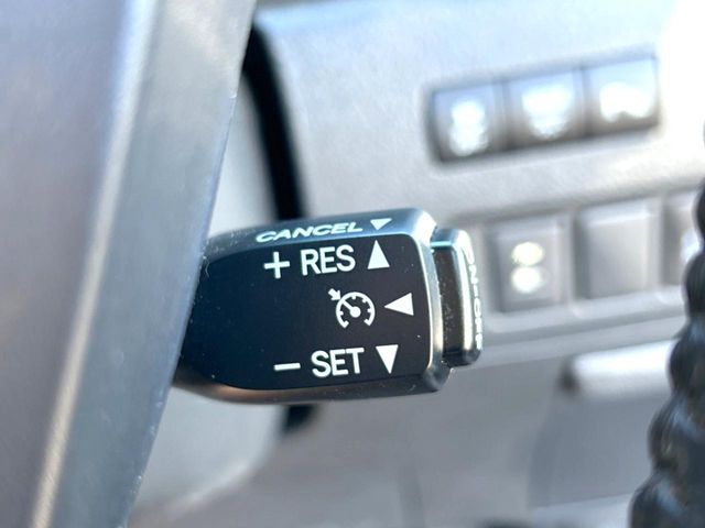 Toyota VELLFIRE 2014-01 3686425-6