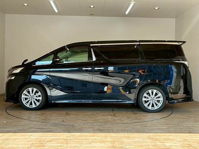 Toyota VELLFIRE 2017-01 3686345-14