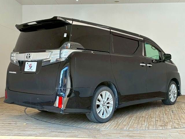 Toyota VELLFIRE 2017-01 3686345-15