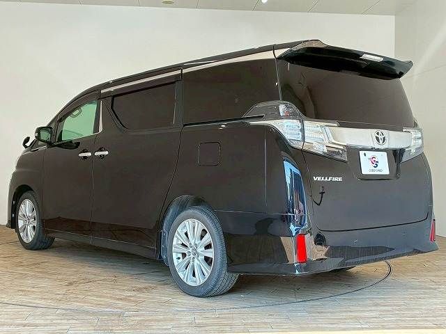 Toyota VELLFIRE 2017-01 3686345-16