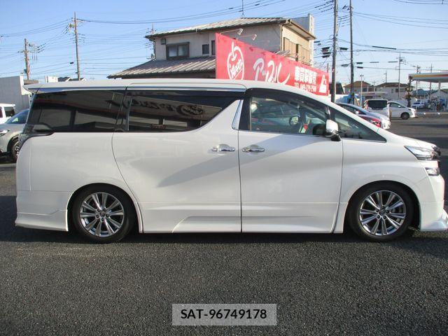Toyota VELLFIRE 2017-09 4243967-6