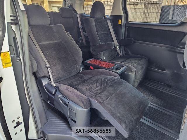 Toyota VELLFIRE 2010-06 4424635-13