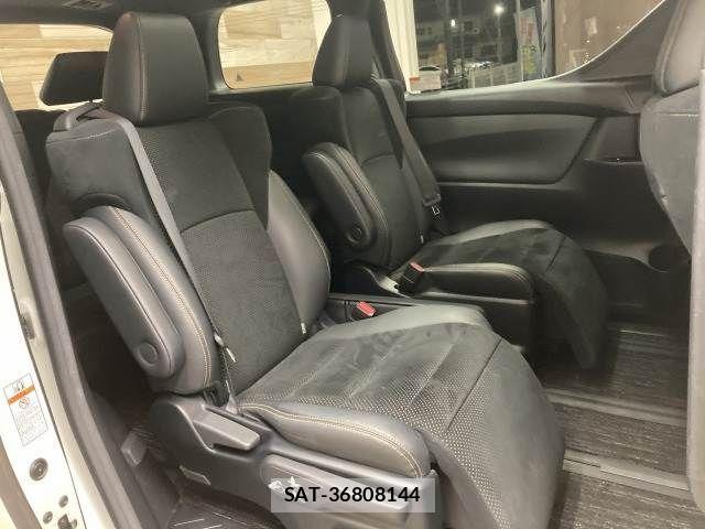 Toyota VELLFIRE 2020-11 4758939-11