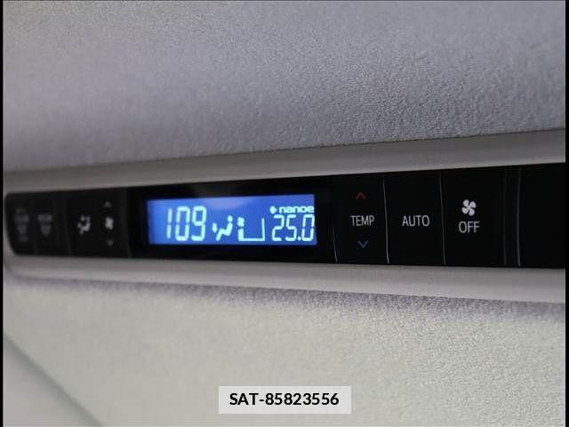 Toyota VELLFIRE 2019-03 4758942-27