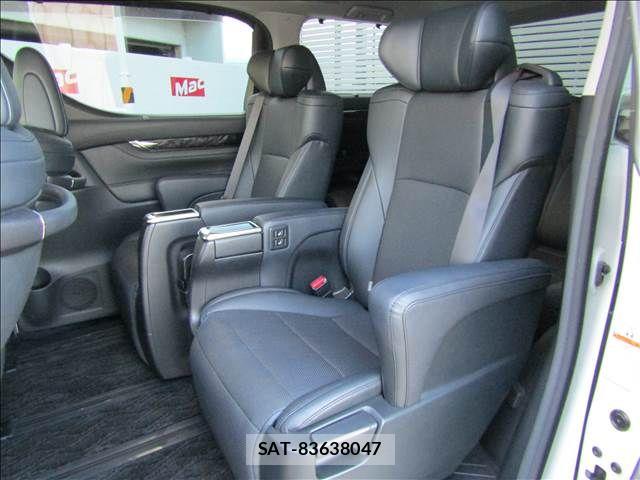 Toyota VELLFIRE 2018-03 4992144-26