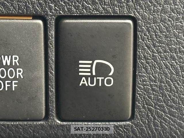 Toyota VELLFIRE 2018-07 5881509-10